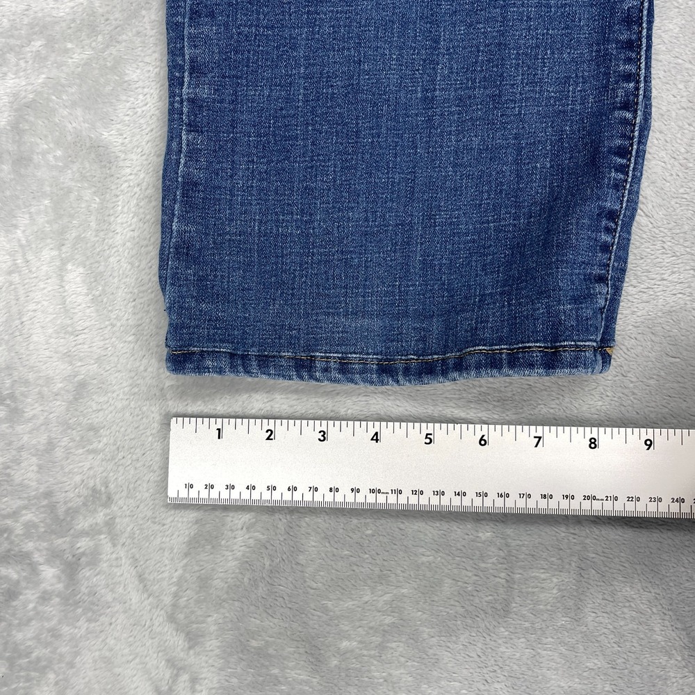 Levi's Jeans Womens 18W (37x28) Blue Denim Medium Wash Red Tab Classic Bootcut - Picture 11 of 11